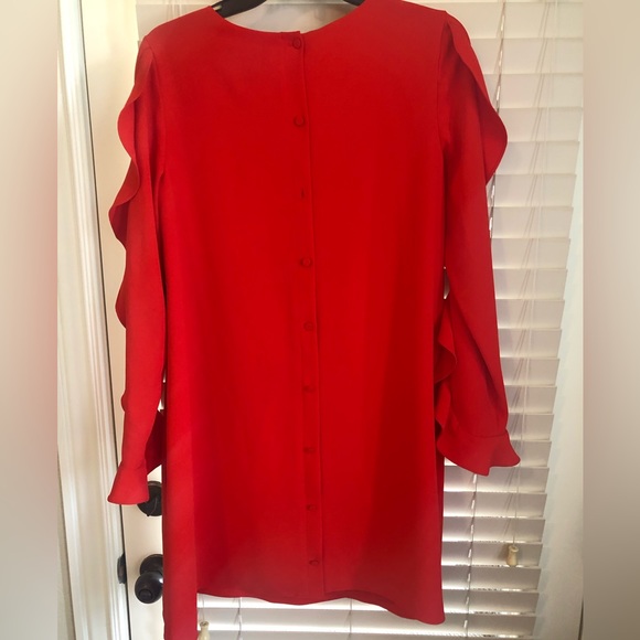 Red dress with ruffle sleeves and button back - Picture 3 of 3